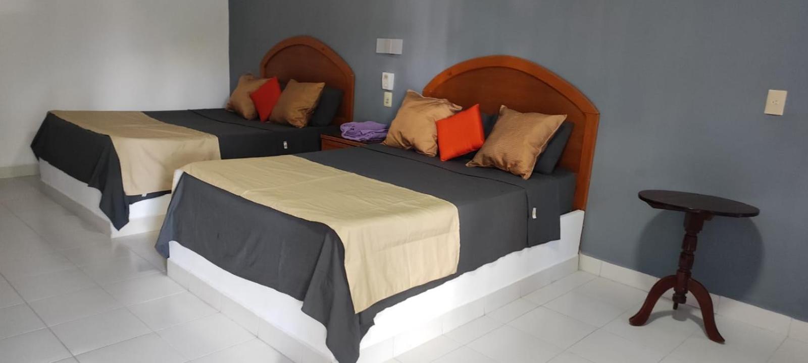 Hotel Nudista - Luz De Luna Nude Tehuixtla ภายนอก รูปภาพ