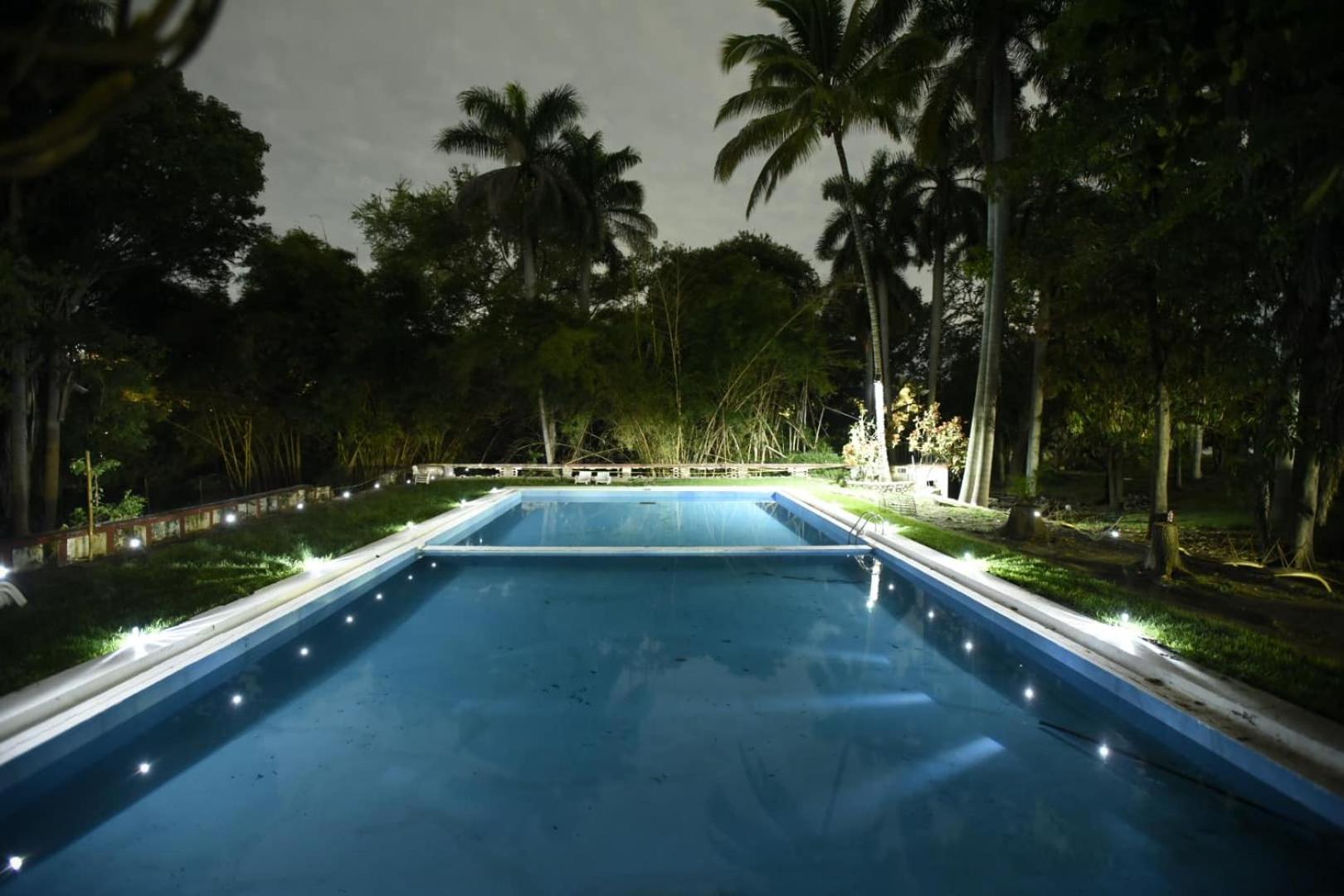 Hotel Nudista - Luz De Luna Nude Tehuixtla ภายนอก รูปภาพ